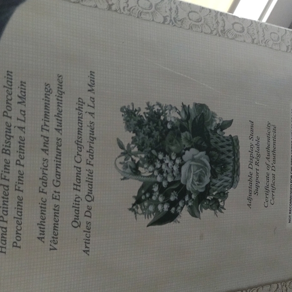 Porcelain doll - Picture 3 of 4